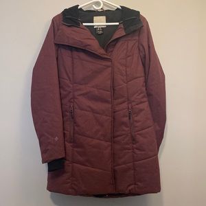 NWOT Ripzone dark dusty pink waterproof/insulated womens winter jacket. Size M.